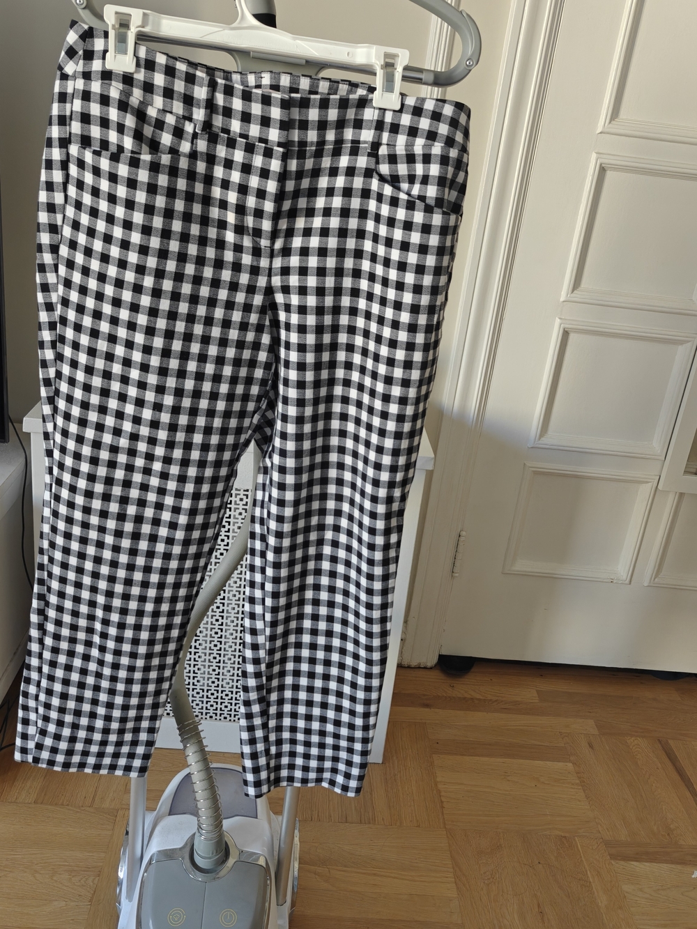 LOFT Black & White Gingham Pants